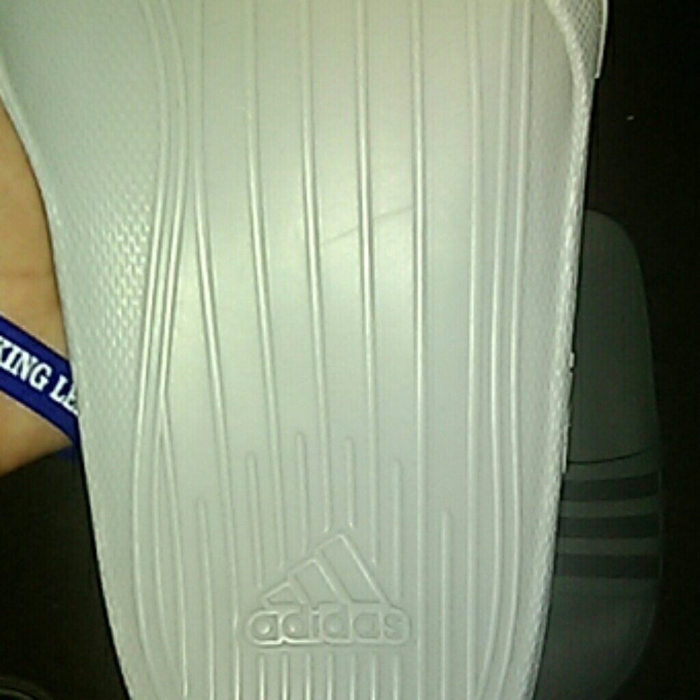 Adidas - Picture 2 of 2